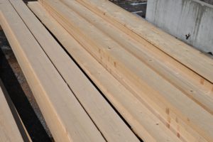 能登ヒバの無垢材 ウッドデッキを作って復興支援！能登ヒバ | ウッドデッキのDIYリーベ